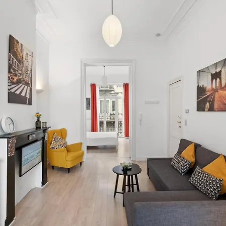 In Brussels, Lantsheere By Homenhancement Sa